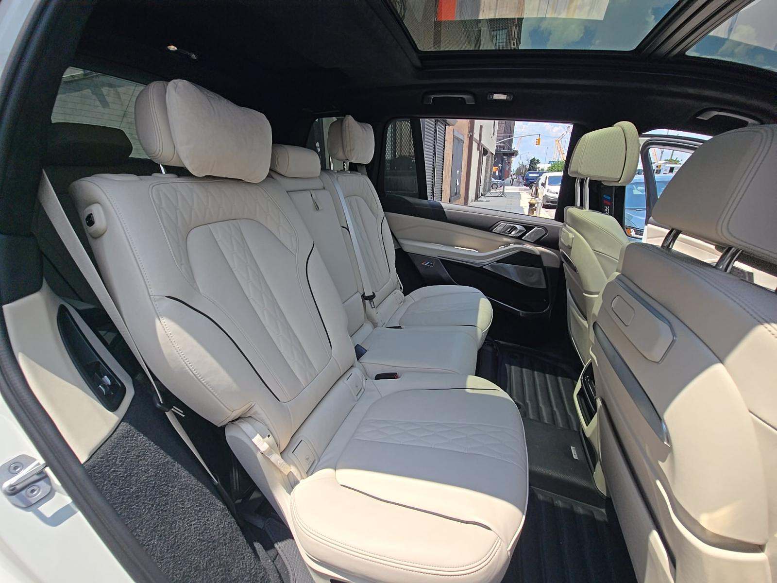2023 BMW X7 xDrive40i AWD