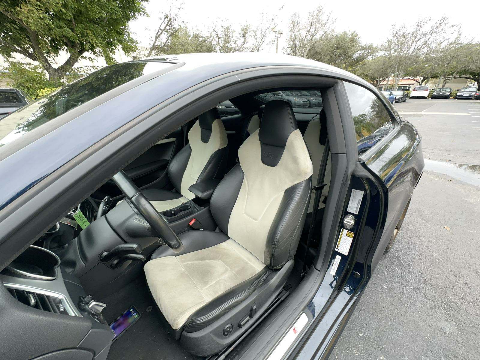 2011 Audi S5 Prestige AWD