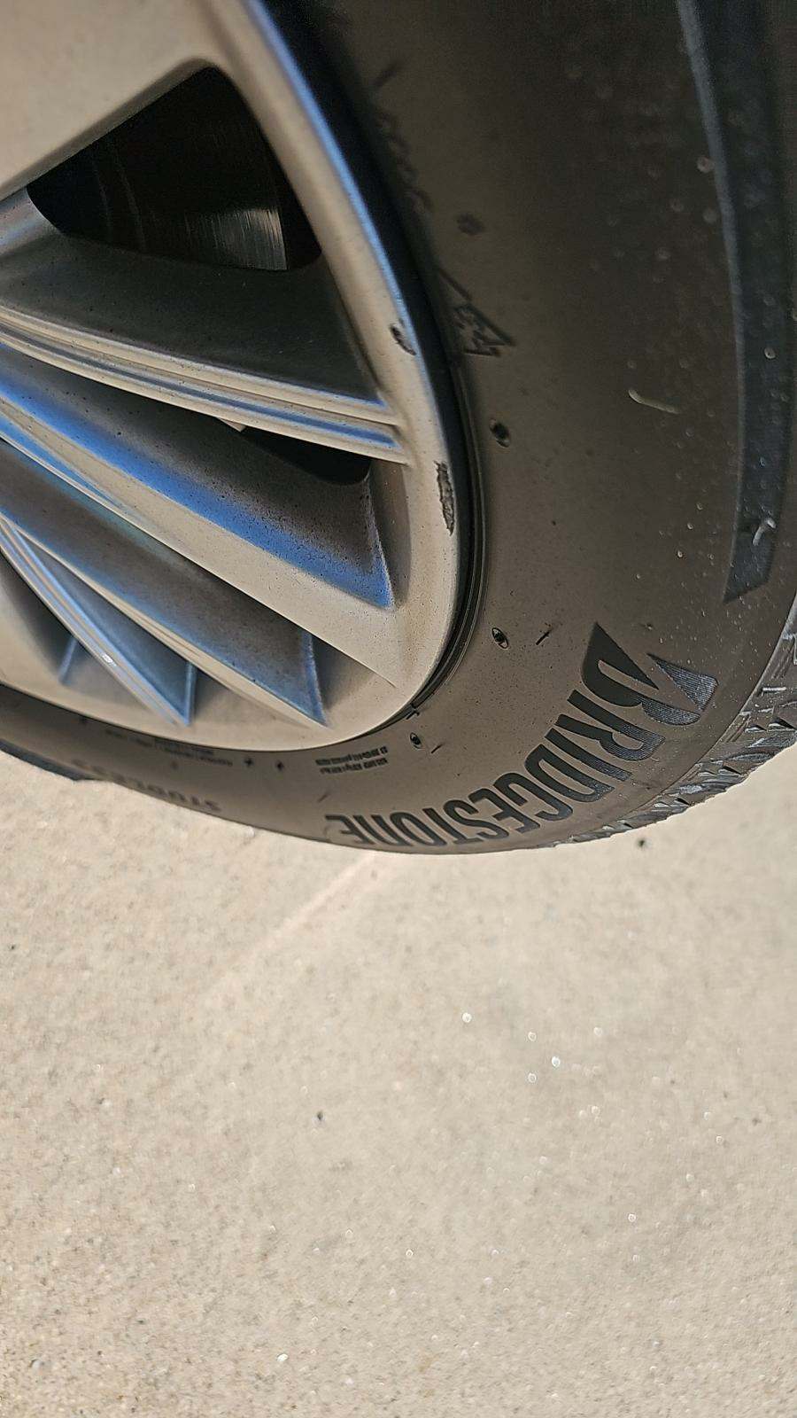 2016 Toyota Avalon Hybrid Limited FWD