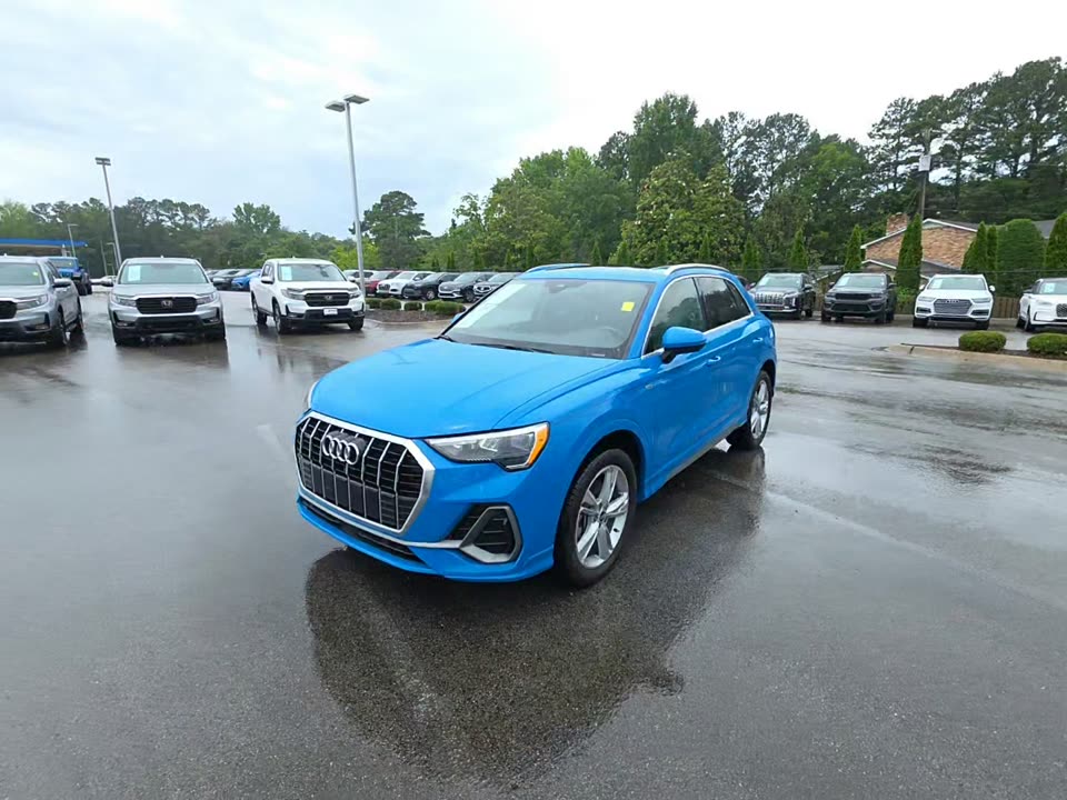 2022 Audi Q3 2.0T S line Premium AWD