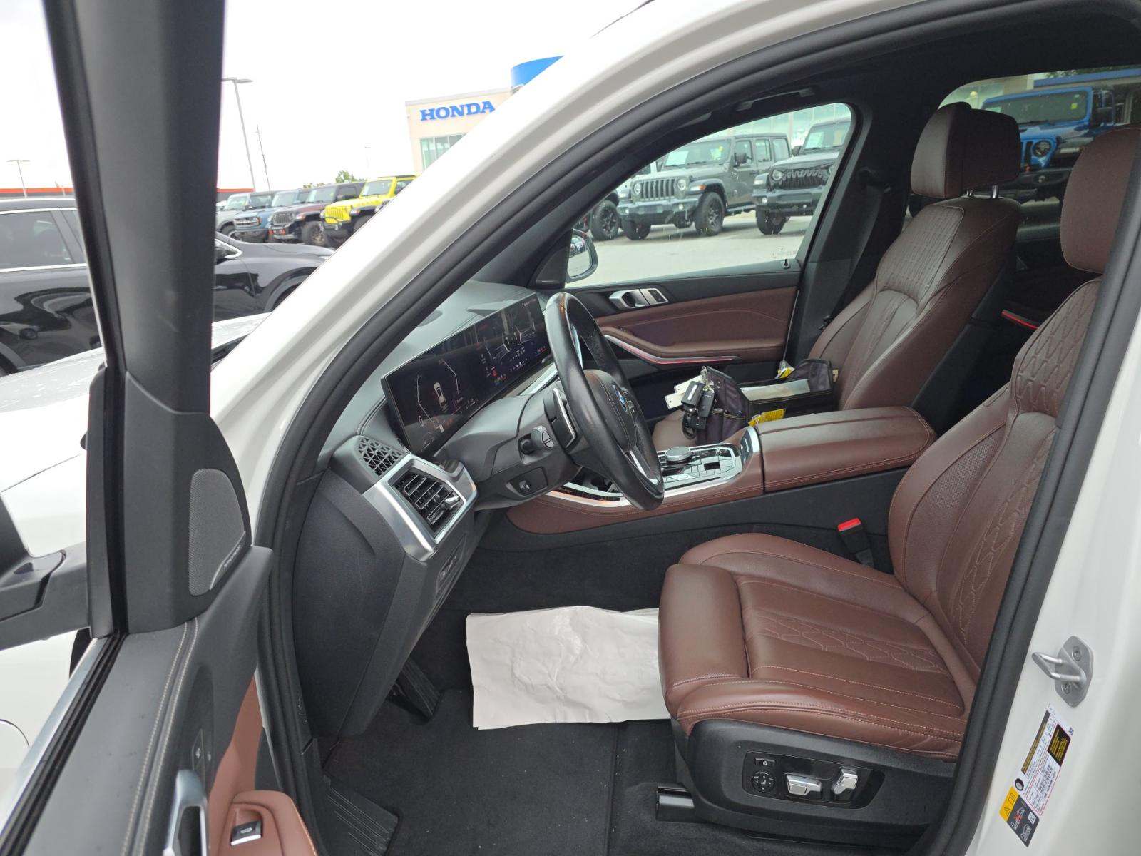 2025 BMW X5 xDrive50e AWD