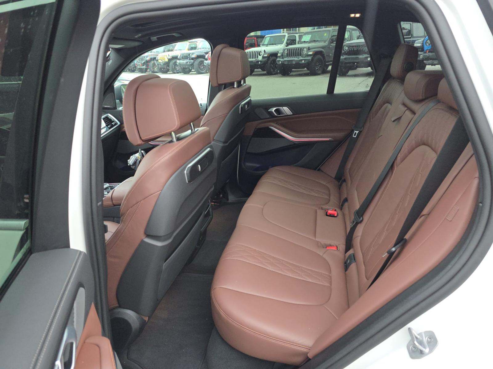 2025 BMW X5 xDrive50e AWD