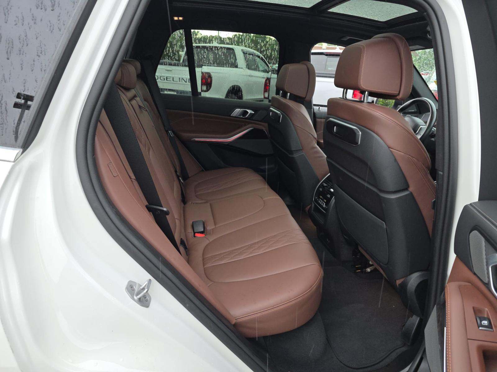2025 BMW X5 xDrive50e AWD
