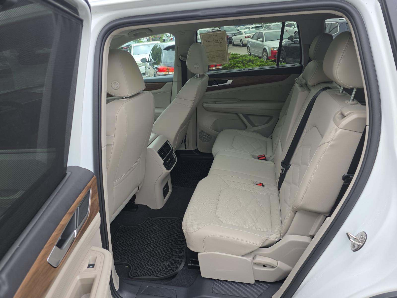 2026 Volkswagen Atlas 2.0T SE FWD