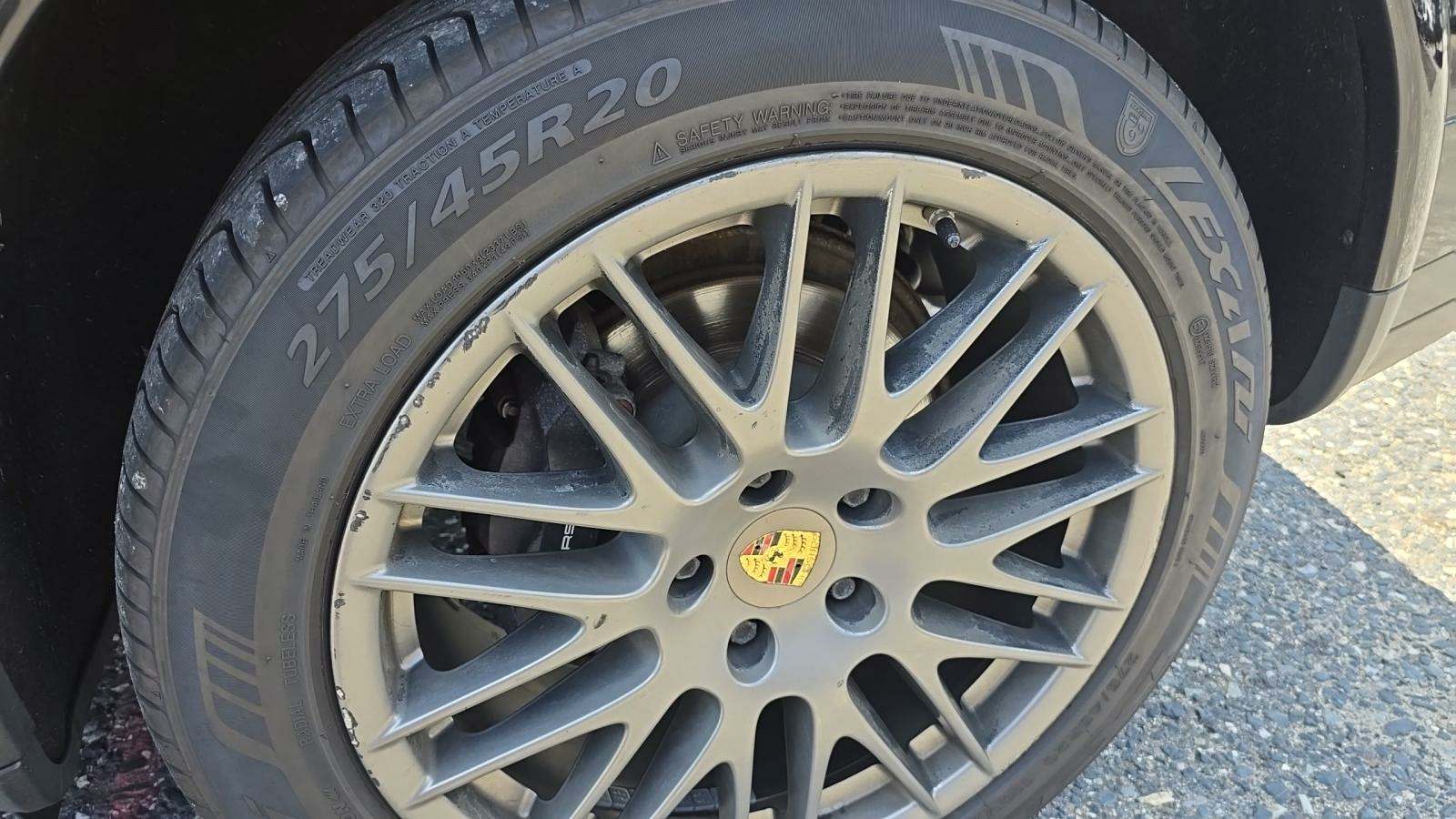 2017 Porsche Cayenne Platinum Edition AWD