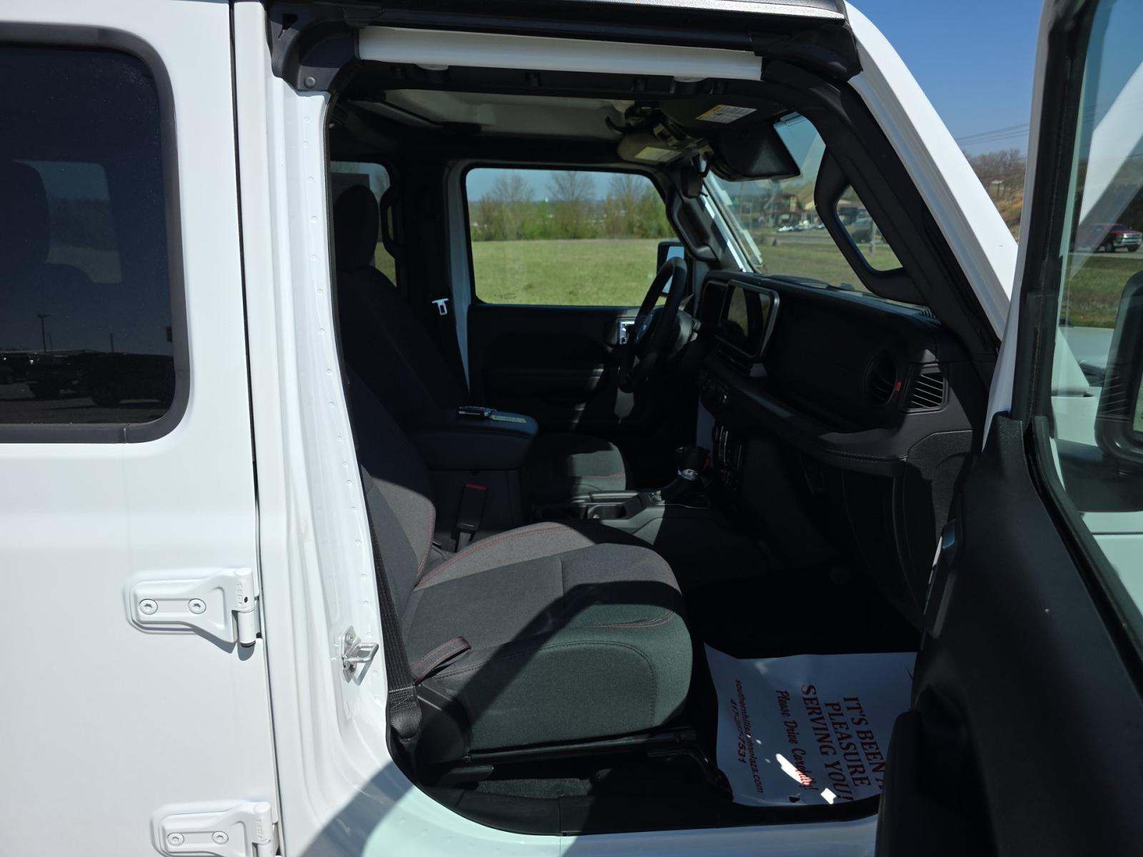 2025 Jeep Wrangler Rubicon AWD