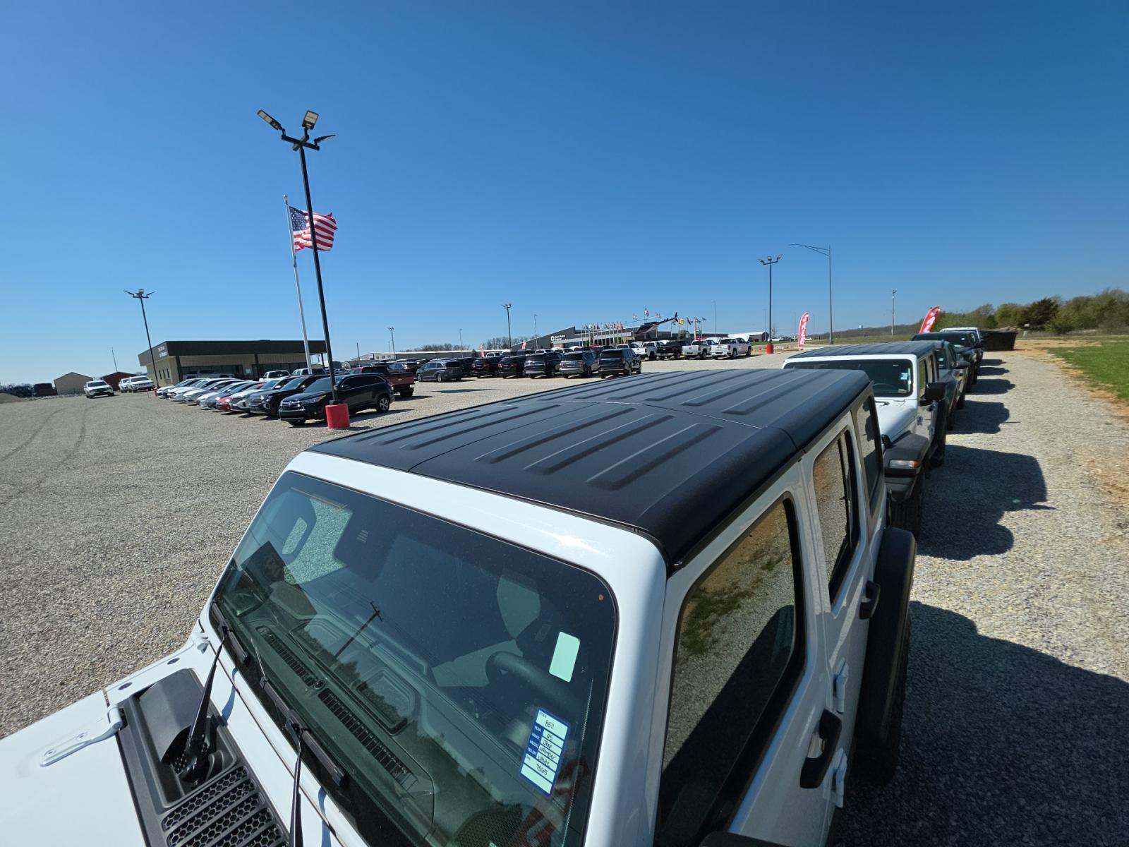 2025 Jeep Wrangler Rubicon AWD