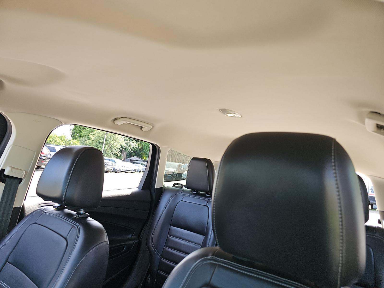 FORD ESCAPE - 7
