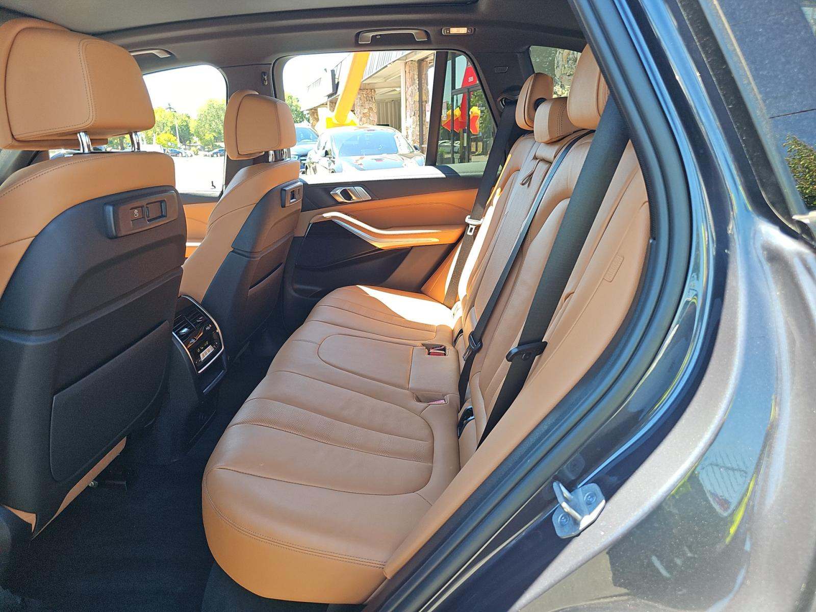 2021 BMW X5 sDrive40i RWD