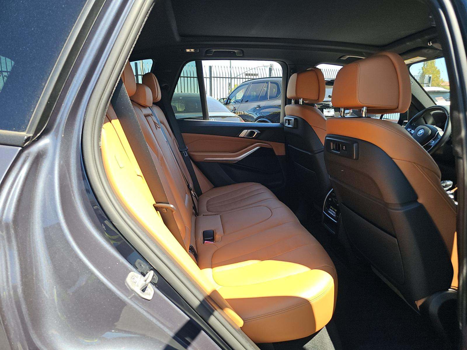 2021 BMW X5 sDrive40i RWD