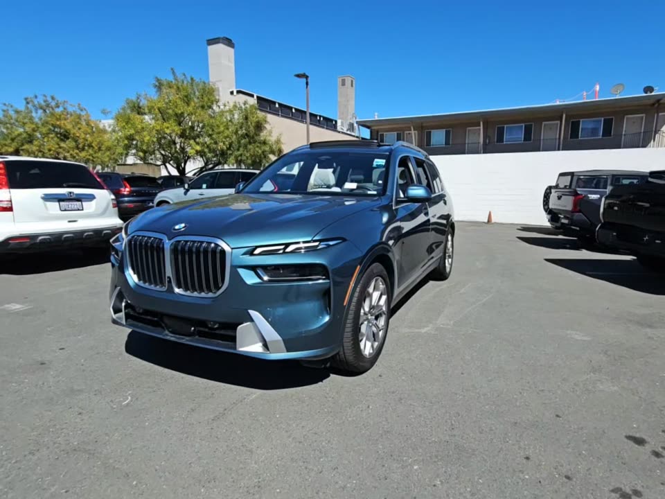 2025 BMW X7 xDrive40i AWD