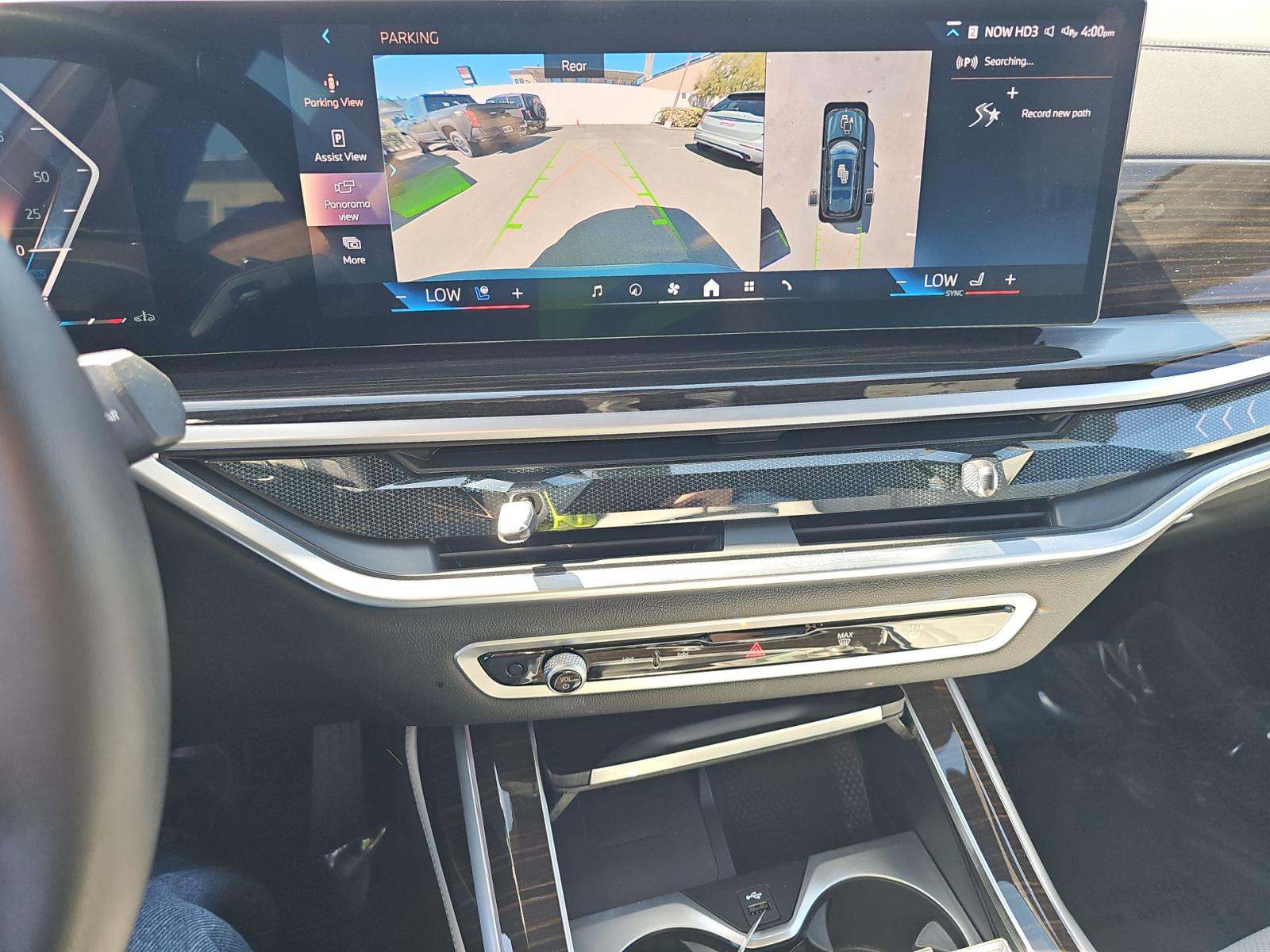 2025 BMW X7 xDrive40i AWD