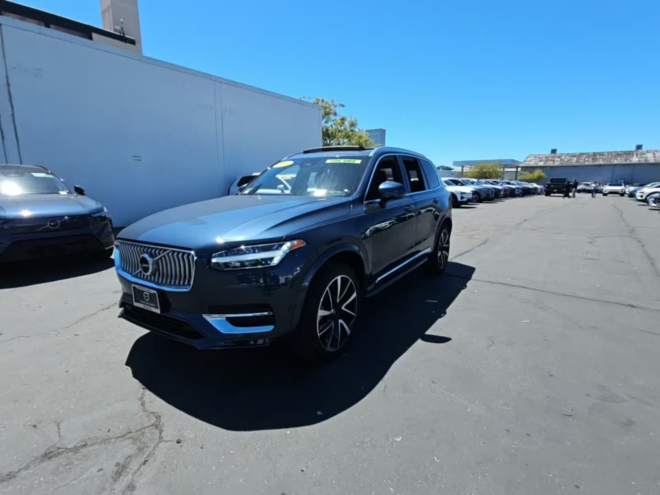 2023 Volvo XC90 B5 Plus AWD