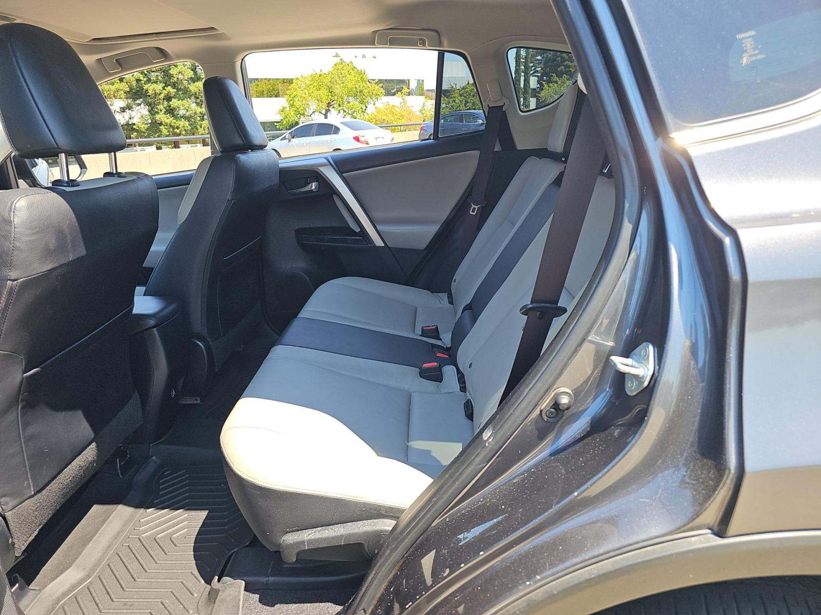 2018 Toyota RAV4 Limited FWD