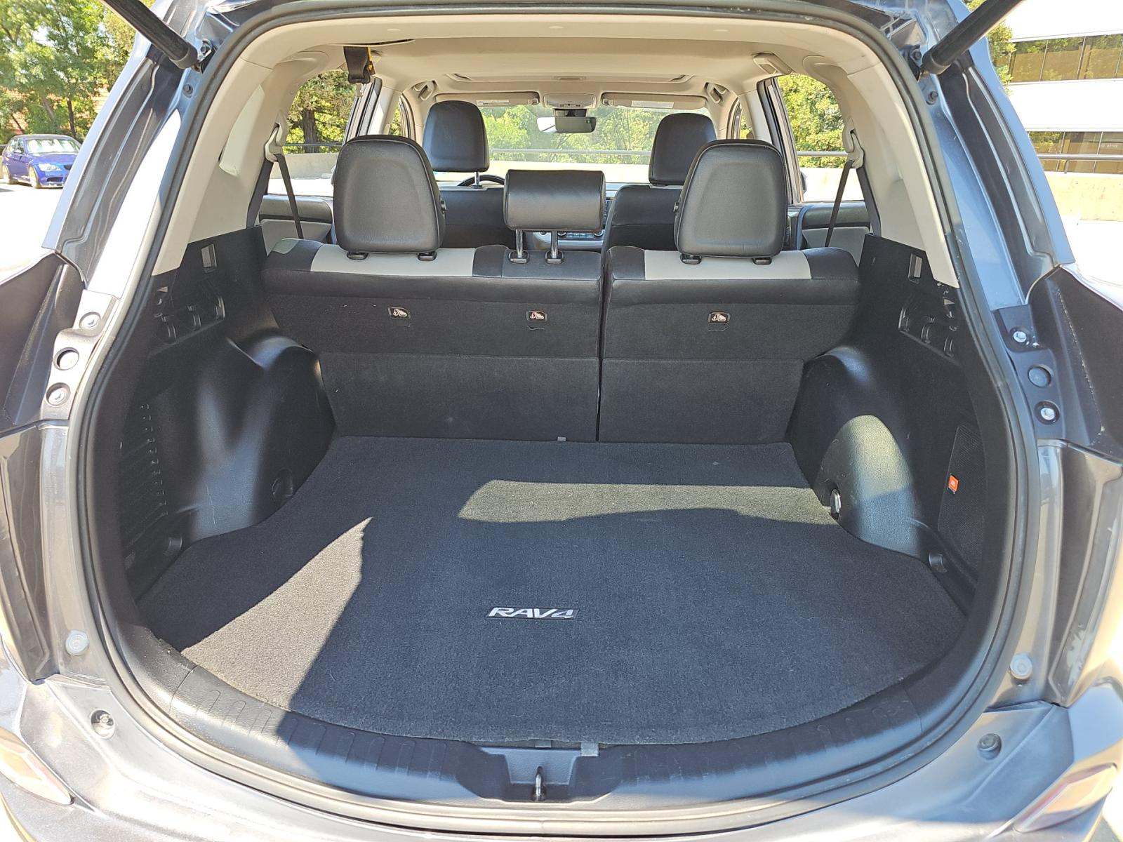 2018 Toyota RAV4 Limited FWD