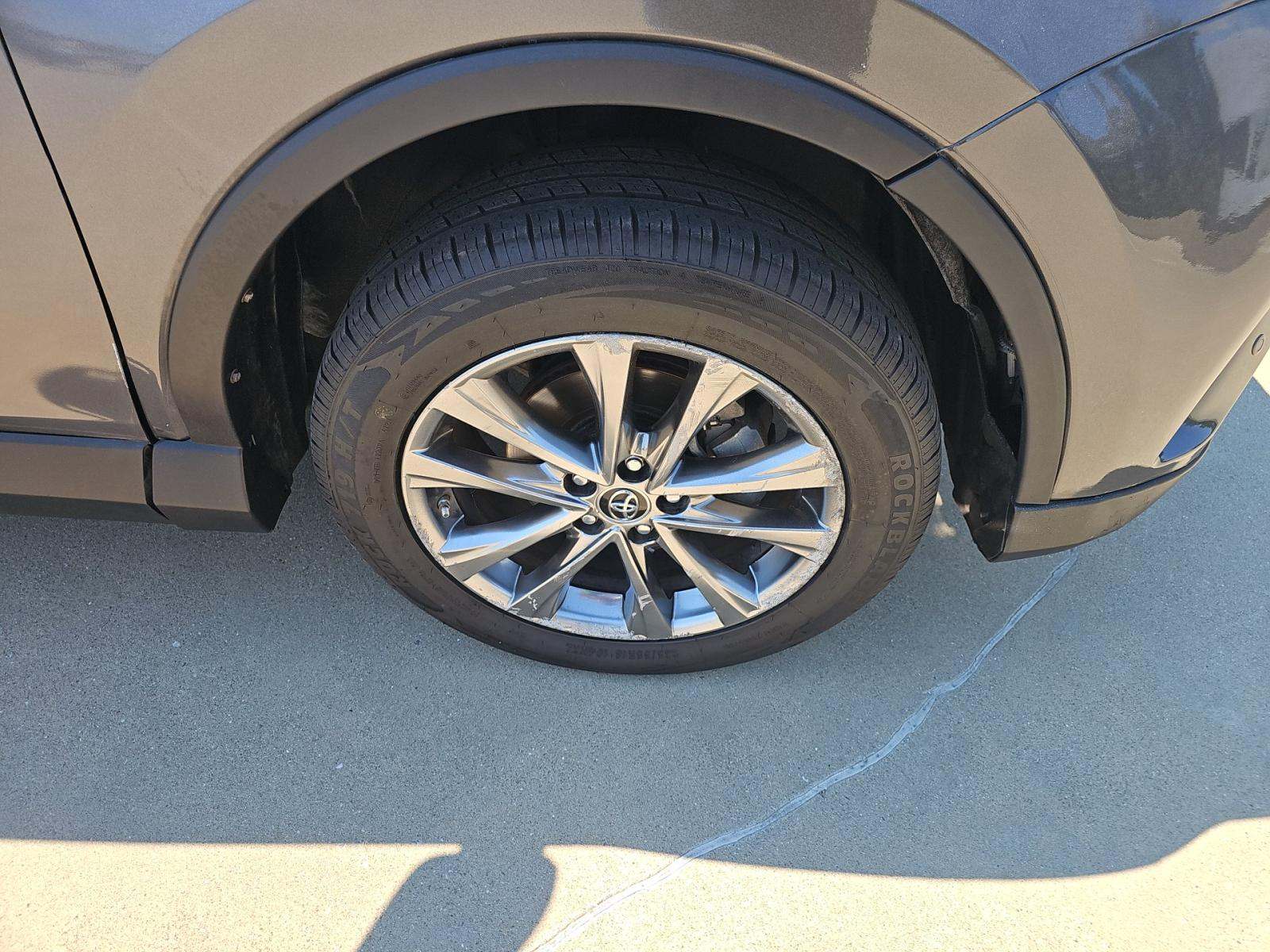 2018 Toyota RAV4 Limited FWD