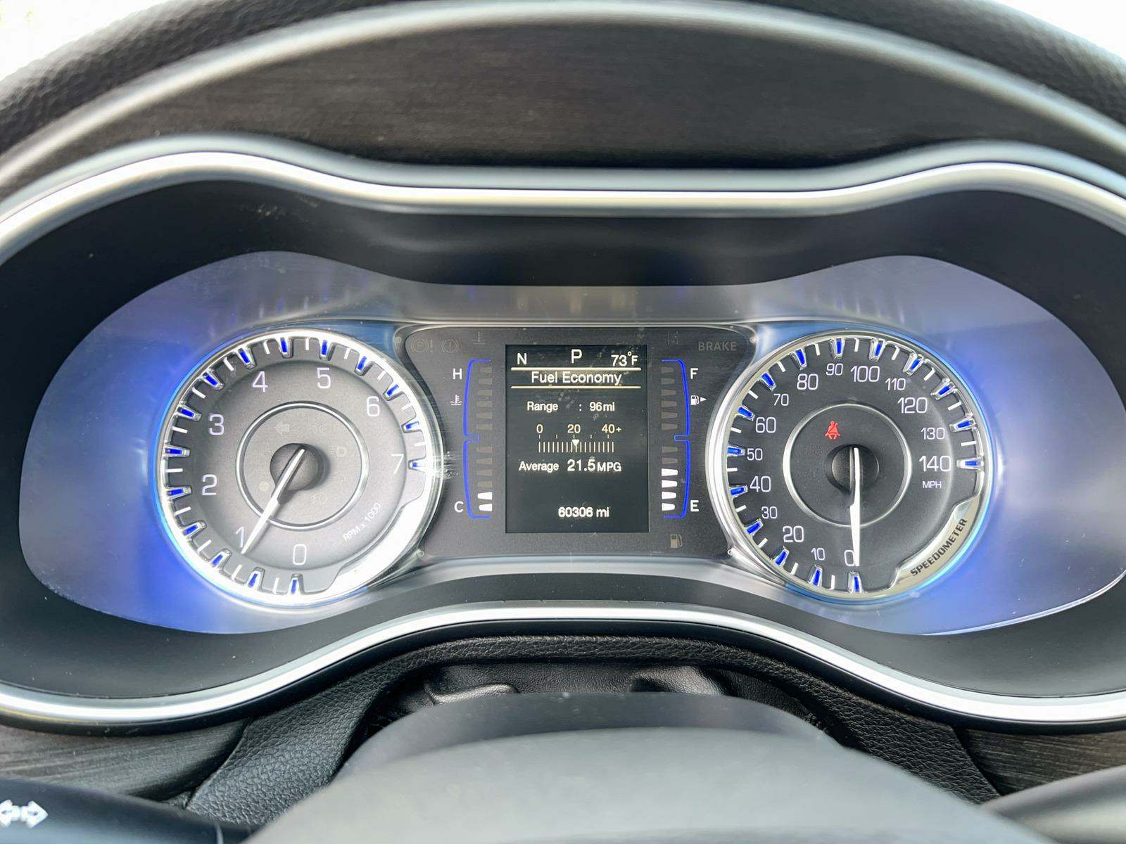 2016 Chrysler 200 Limited FWD