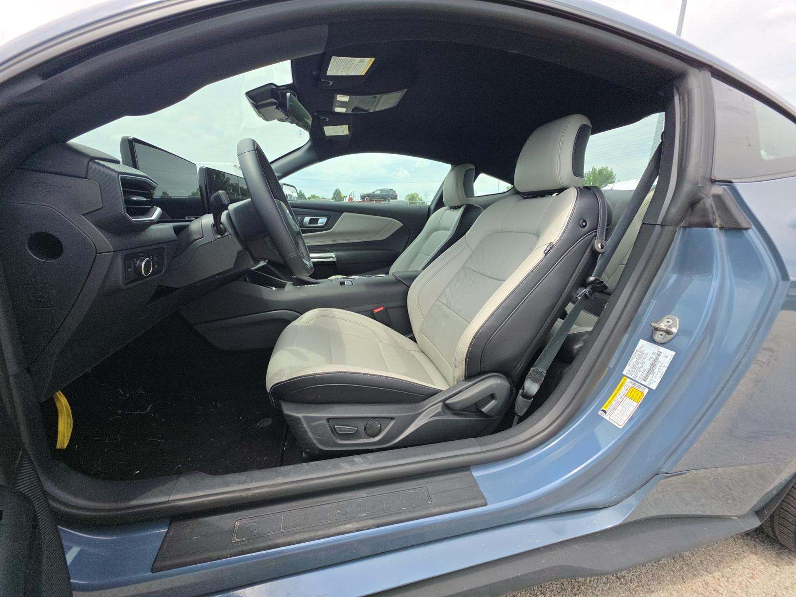 2026 Ford Mustang EcoBoost Premium RWD