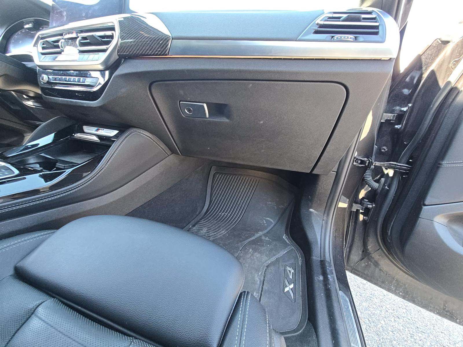 2023 BMW X4 M40i AWD
