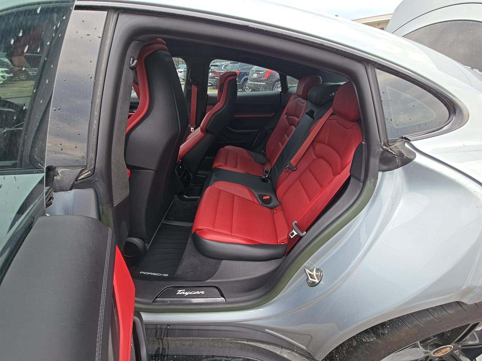 PORSCHE TAYCAN - 9