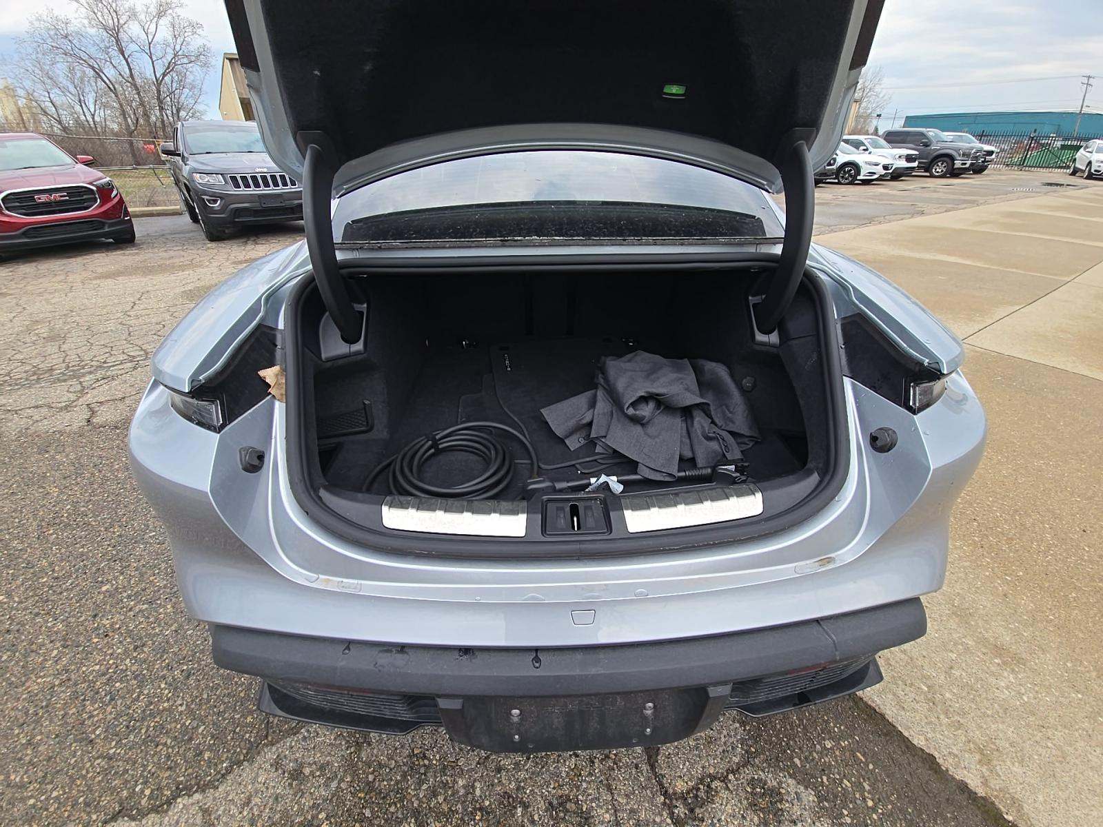 PORSCHE TAYCAN - 10