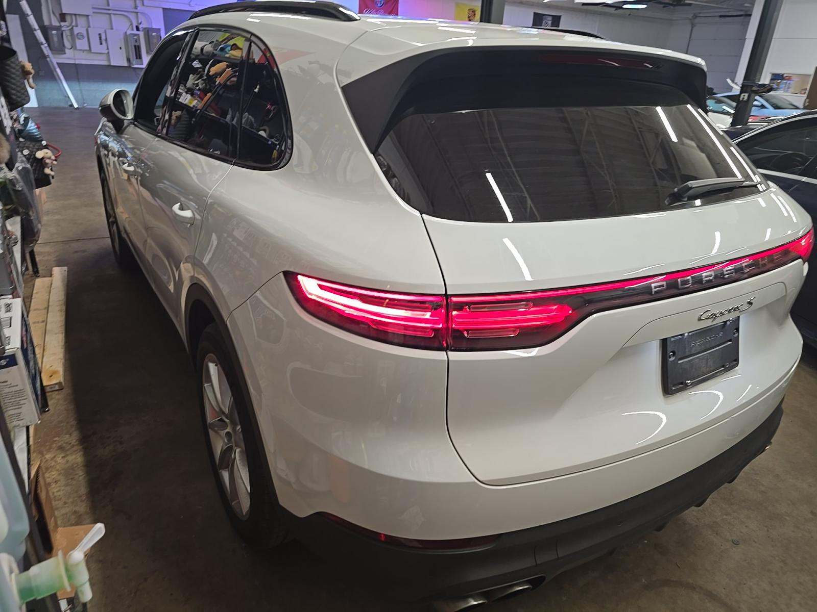 PORSCHE CAYENNE - 2