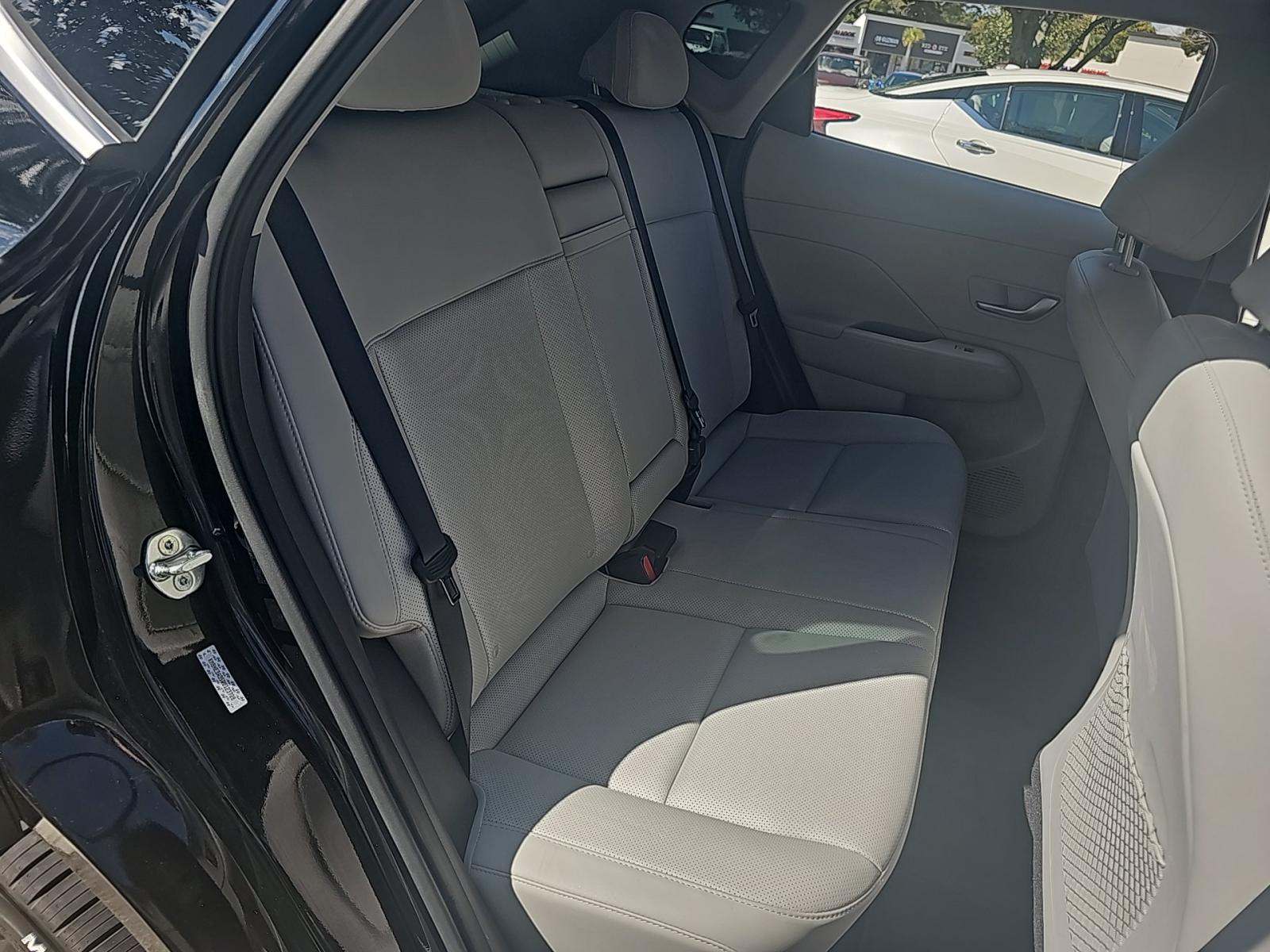 2024 Hyundai Kona Limited FWD