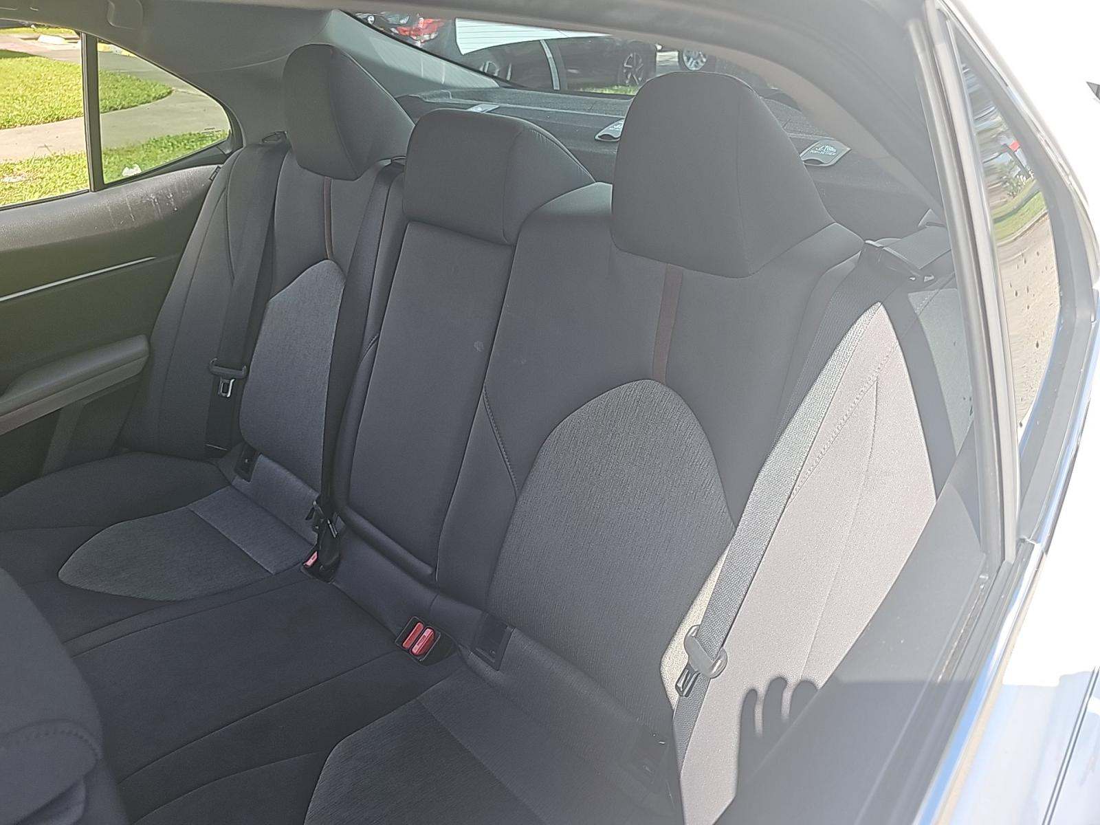 2018 Toyota Camry LE FWD