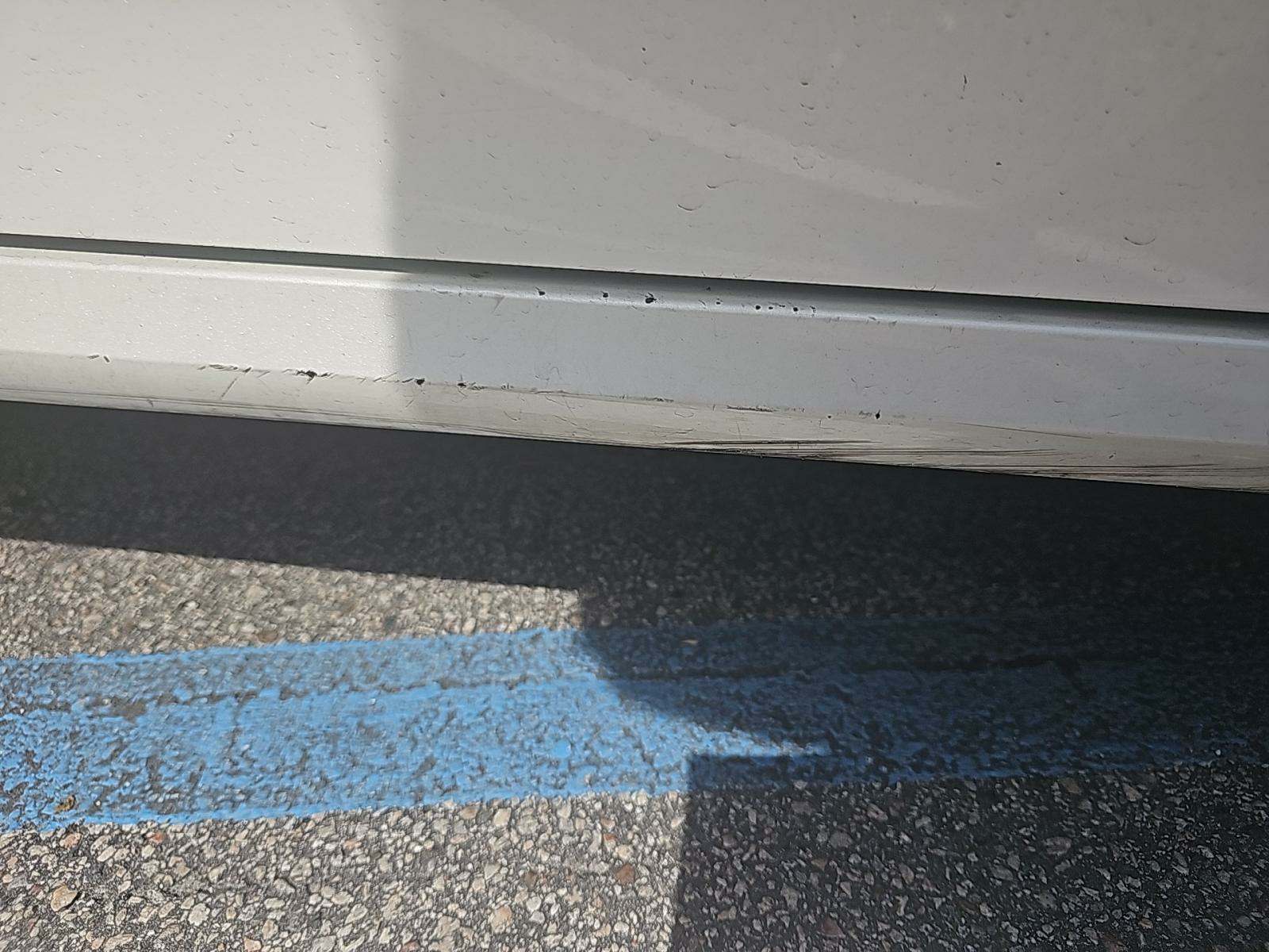 2016 Toyota Prius Three Touring FWD