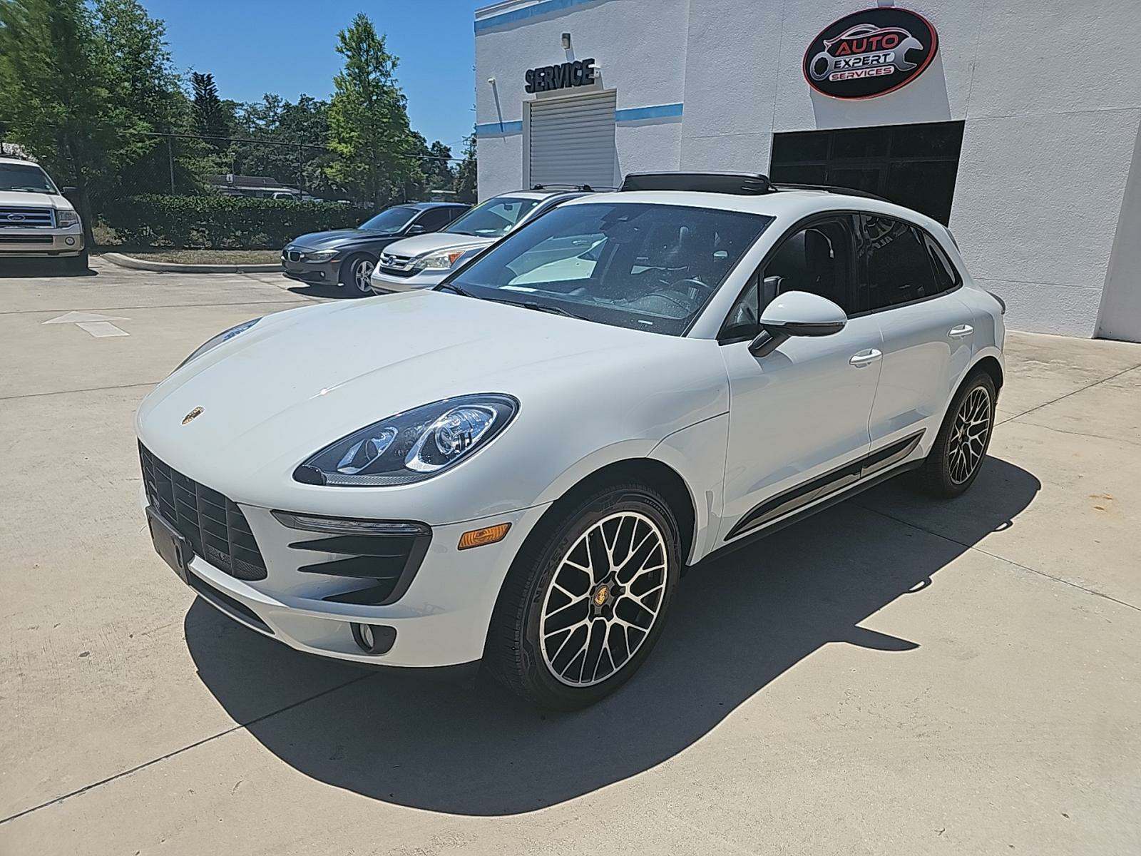 2018 Porsche Macan Sport Edition AWD