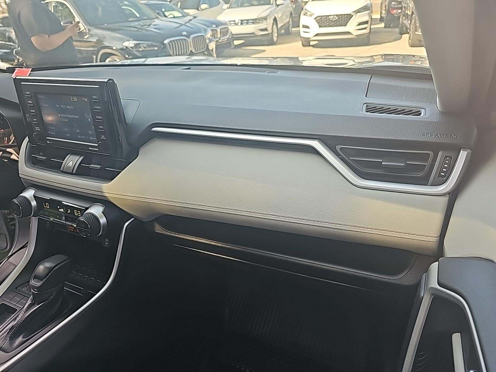 2021 Toyota RAV4 XLE FWD