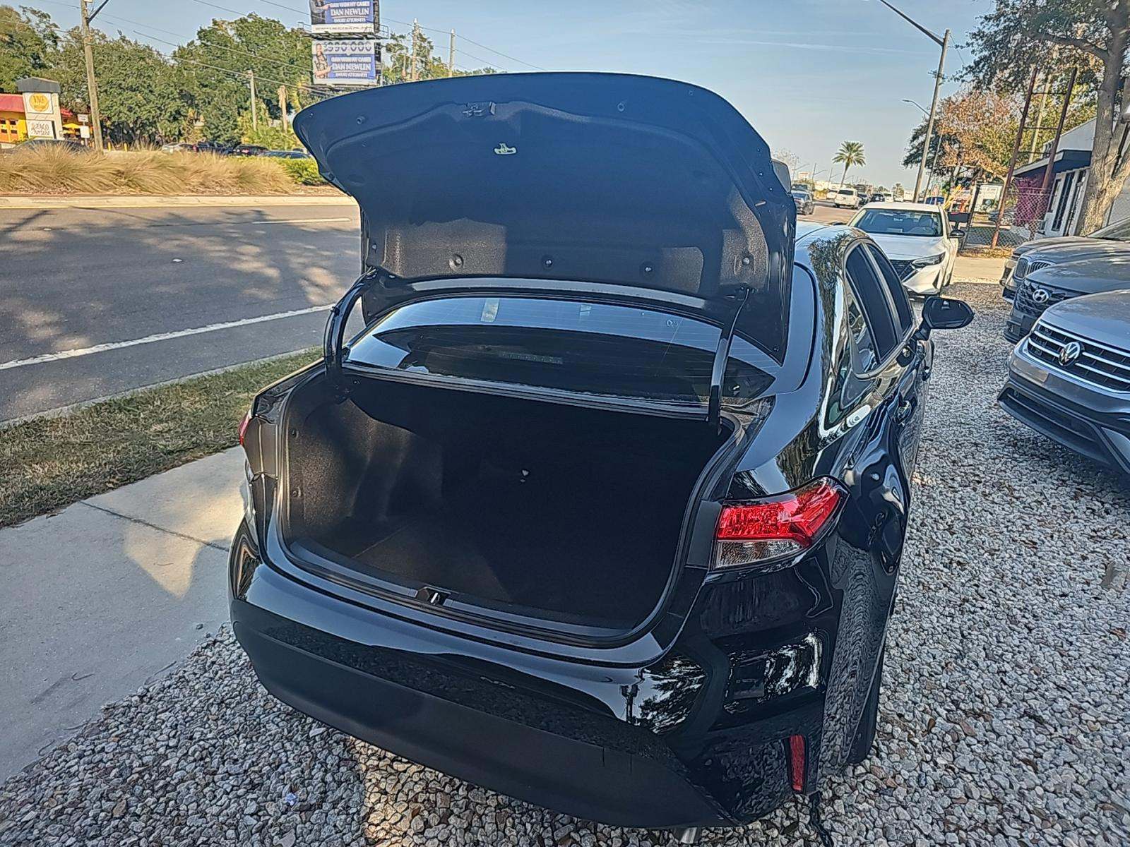 2025 Toyota Corolla Hybrid LE FWD