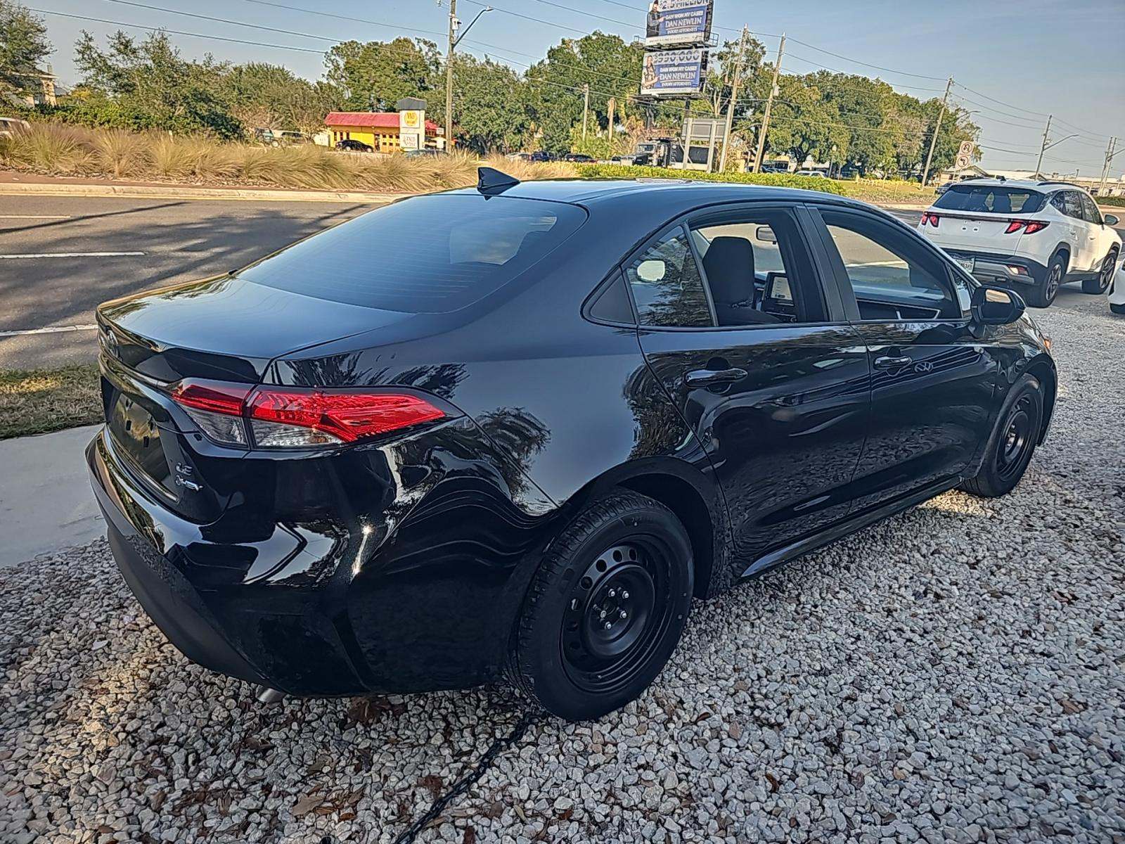 2025 Toyota Corolla Hybrid LE FWD