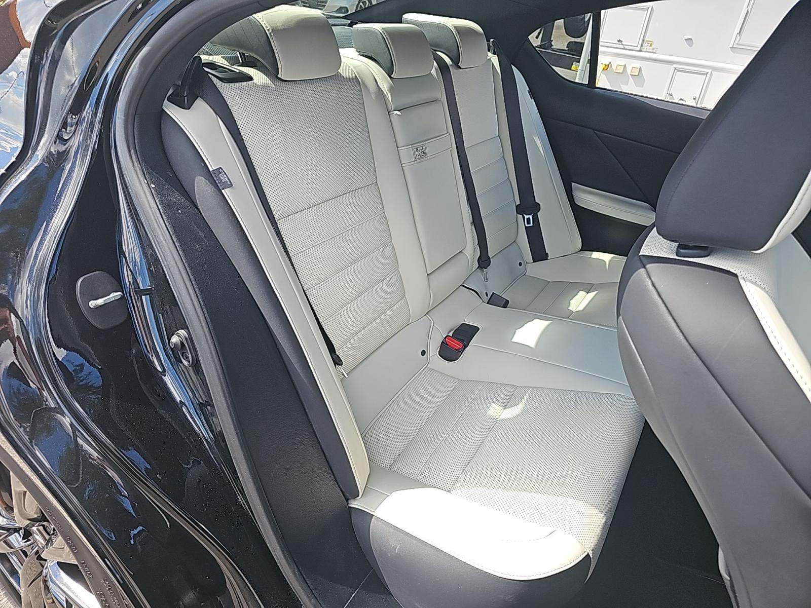 2024 Lexus IS IS 300 F SPORT RWD