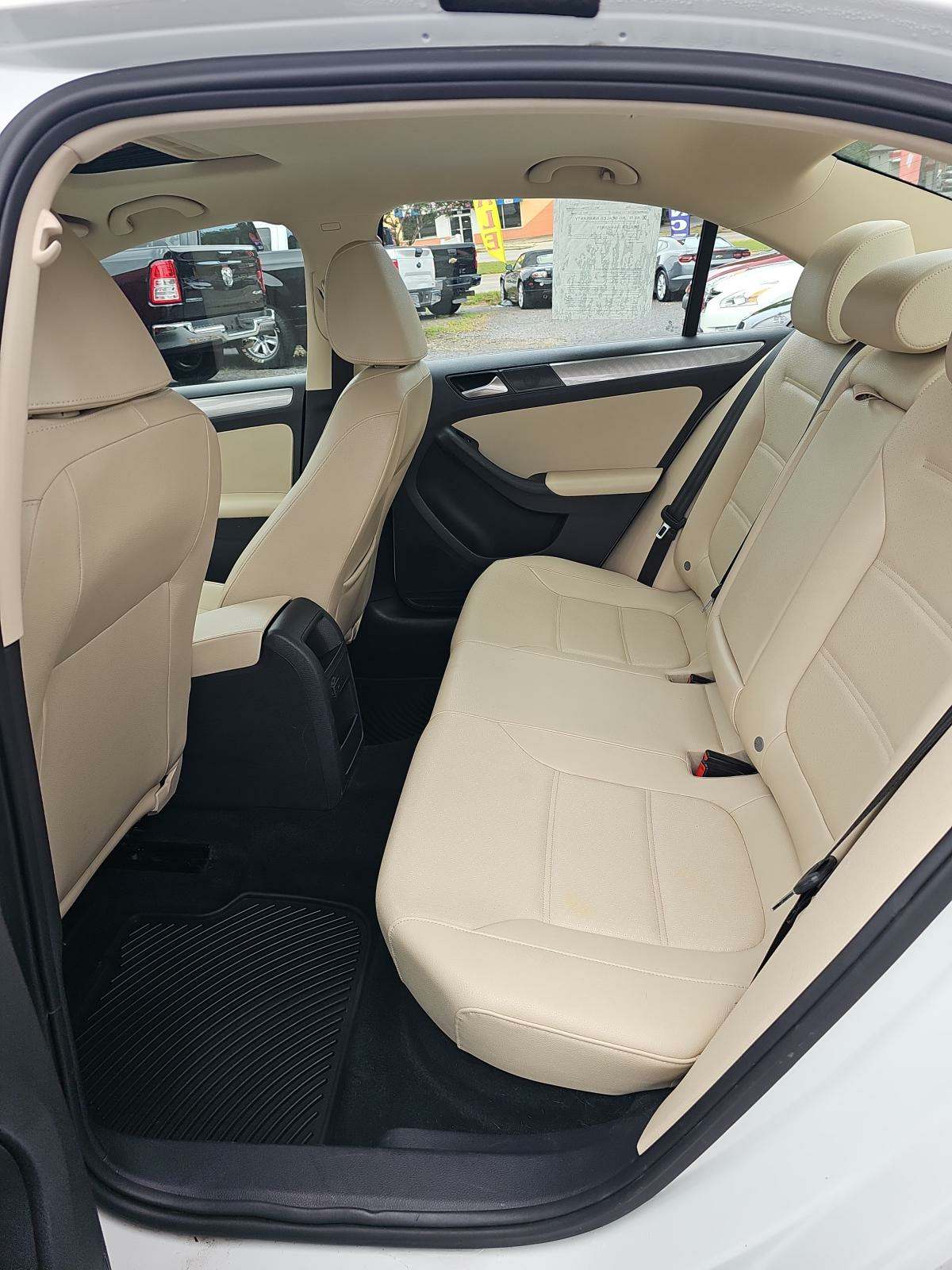 2017 Volkswagen Jetta 1.4T SE FWD