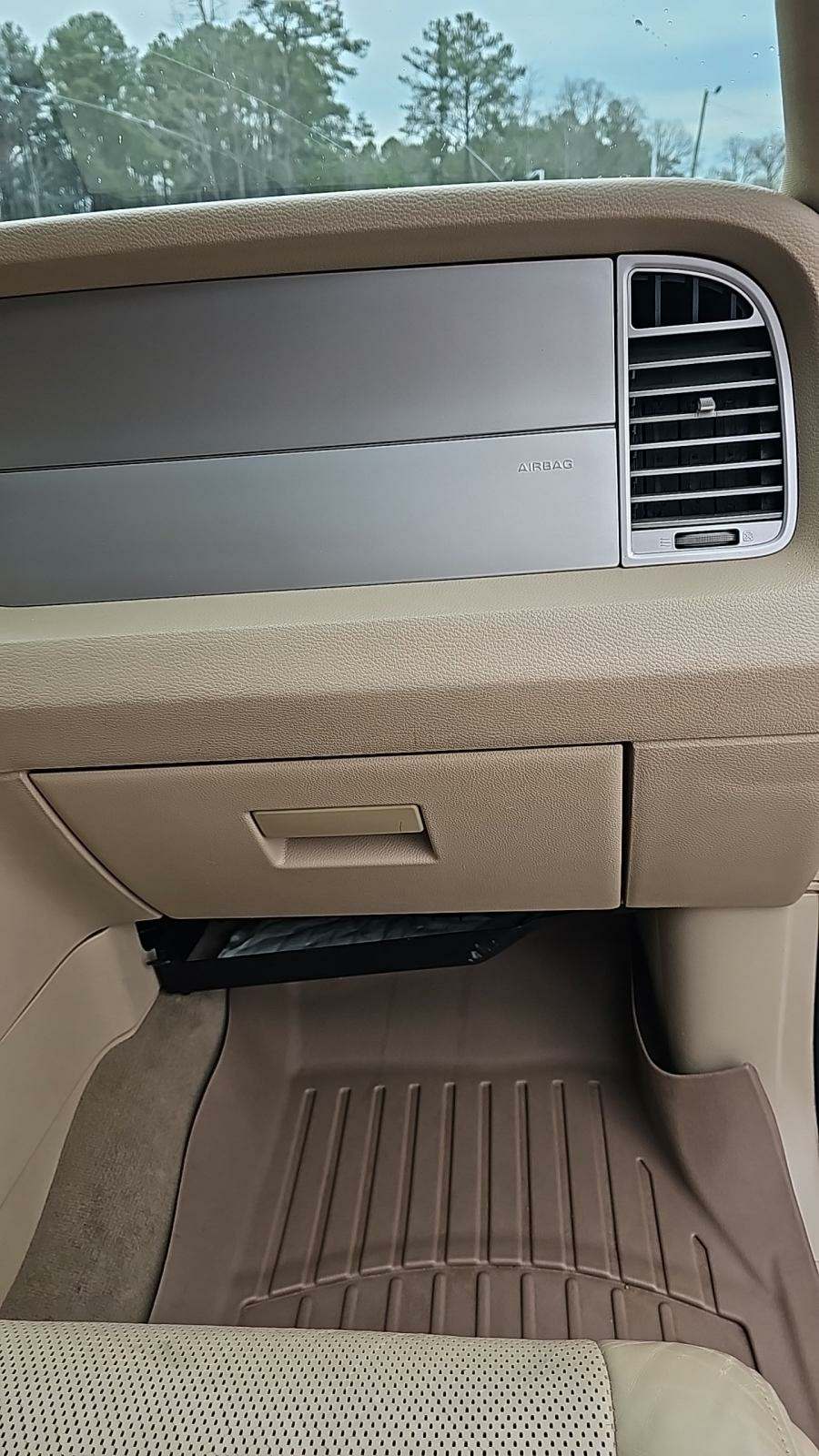 2010 Lincoln Navigator Base RWD