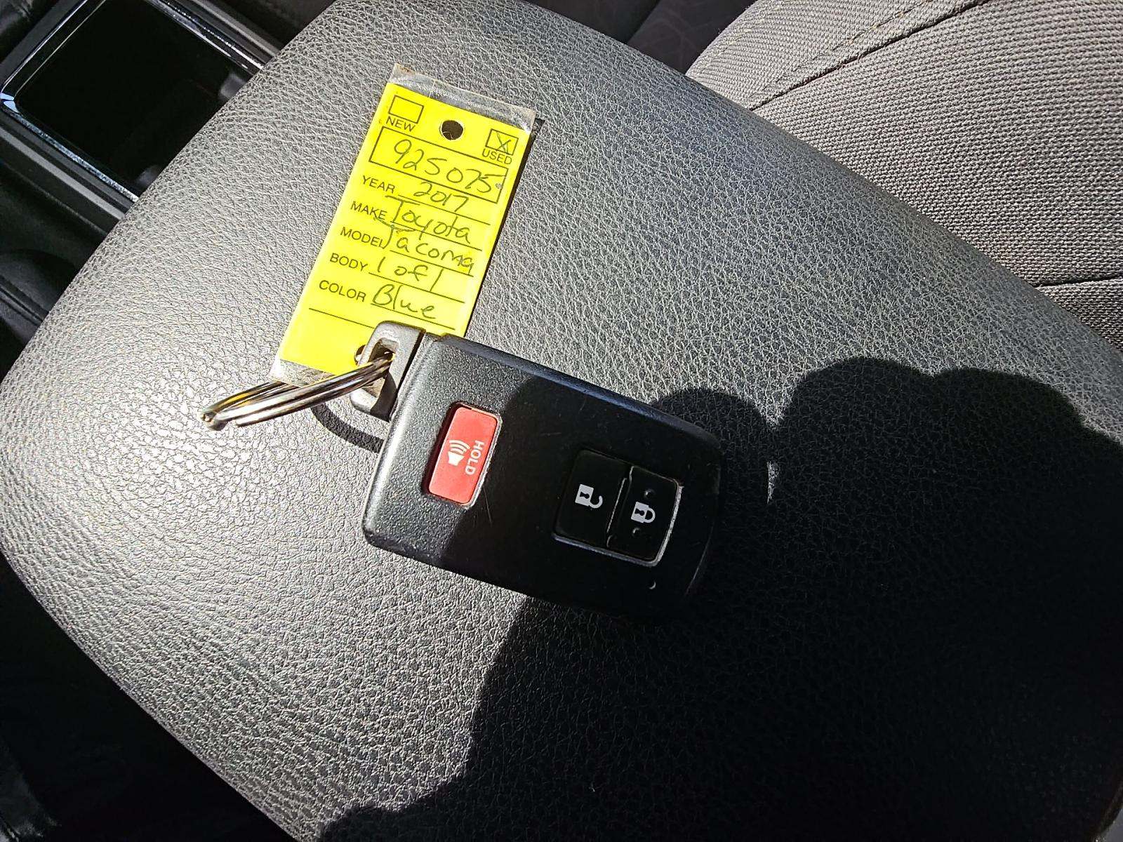 2017 Toyota Tacoma TRD Off-Road AWD