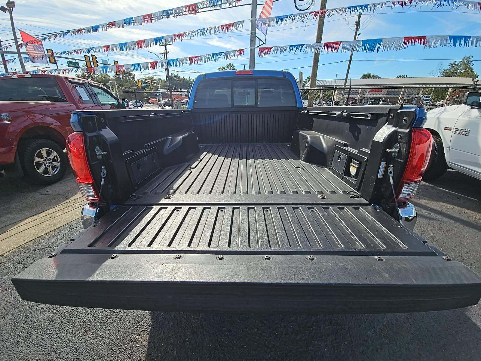 2017 Toyota Tacoma TRD Off-Road AWD
