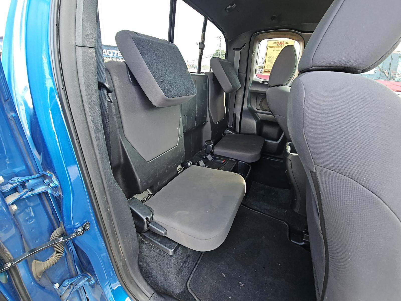 2017 Toyota Tacoma TRD Off-Road AWD