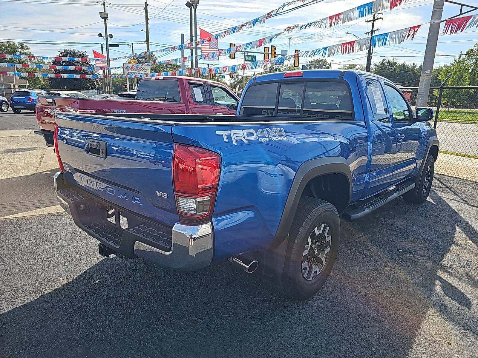 2017 Toyota Tacoma TRD Off-Road AWD