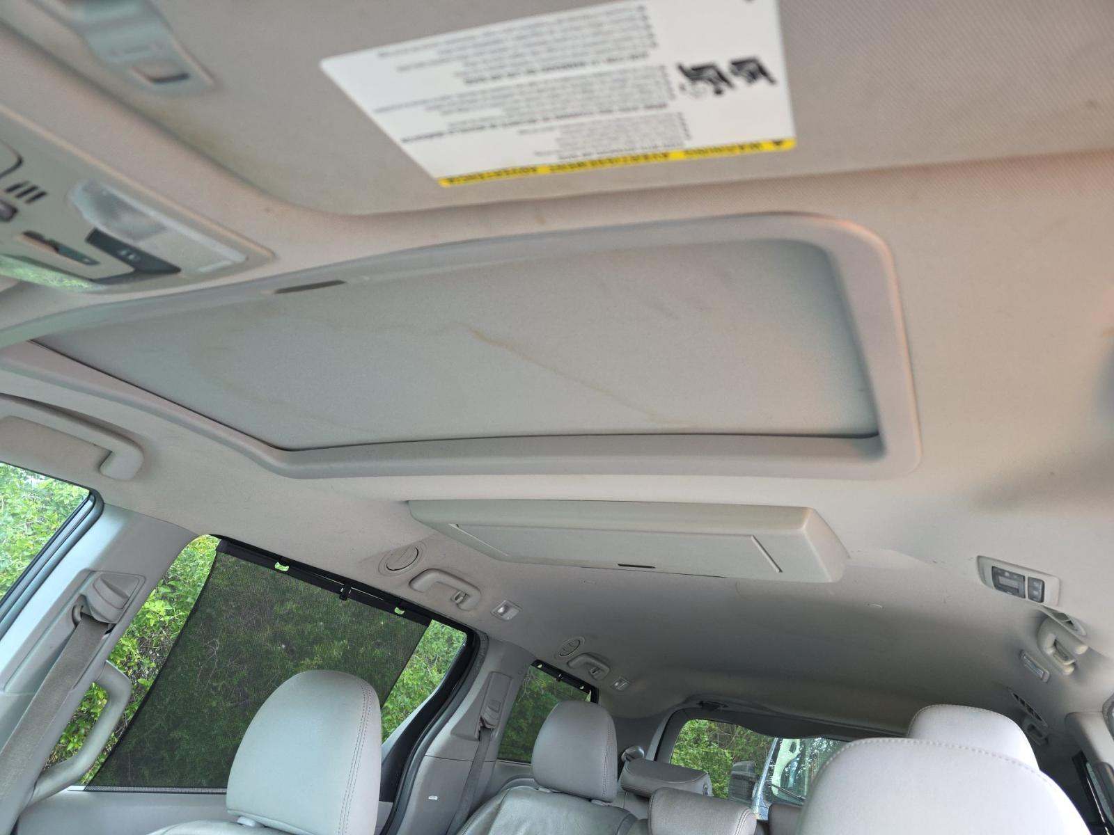 Toyota Sienna XLE Premium 8-Passenger 119.3" WB снимка Toyota Sienna XLE Premium 8-Passenger 119.3" WB