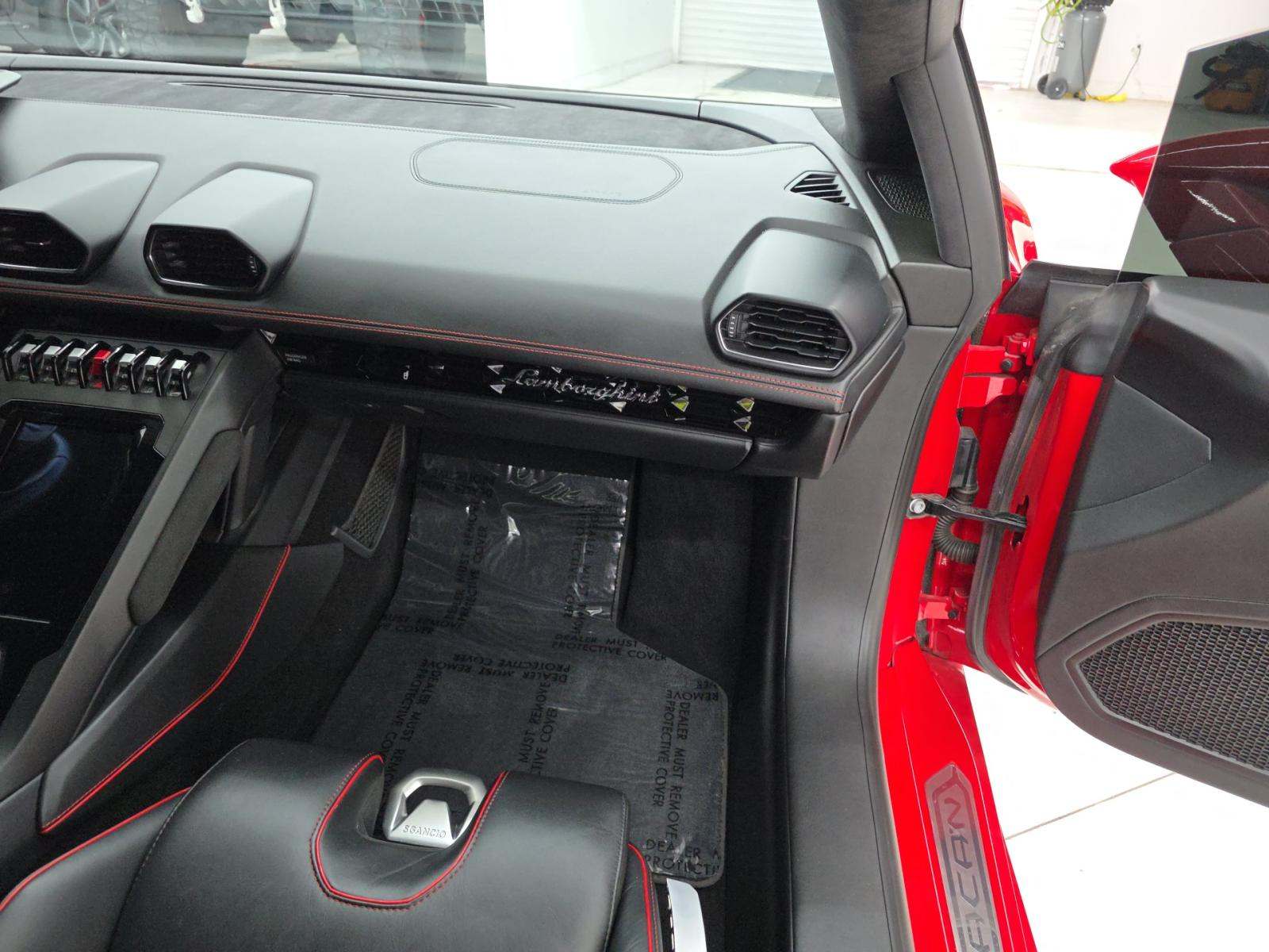 2021 Lamborghini Huracan EVO RWD