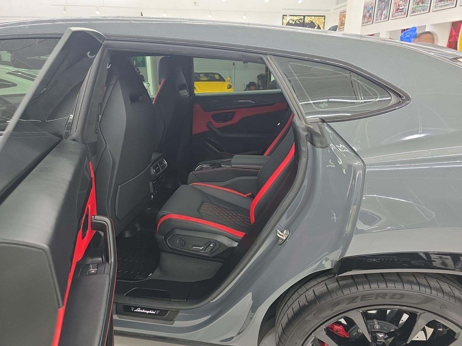 2023 Lamborghini Urus S AWD