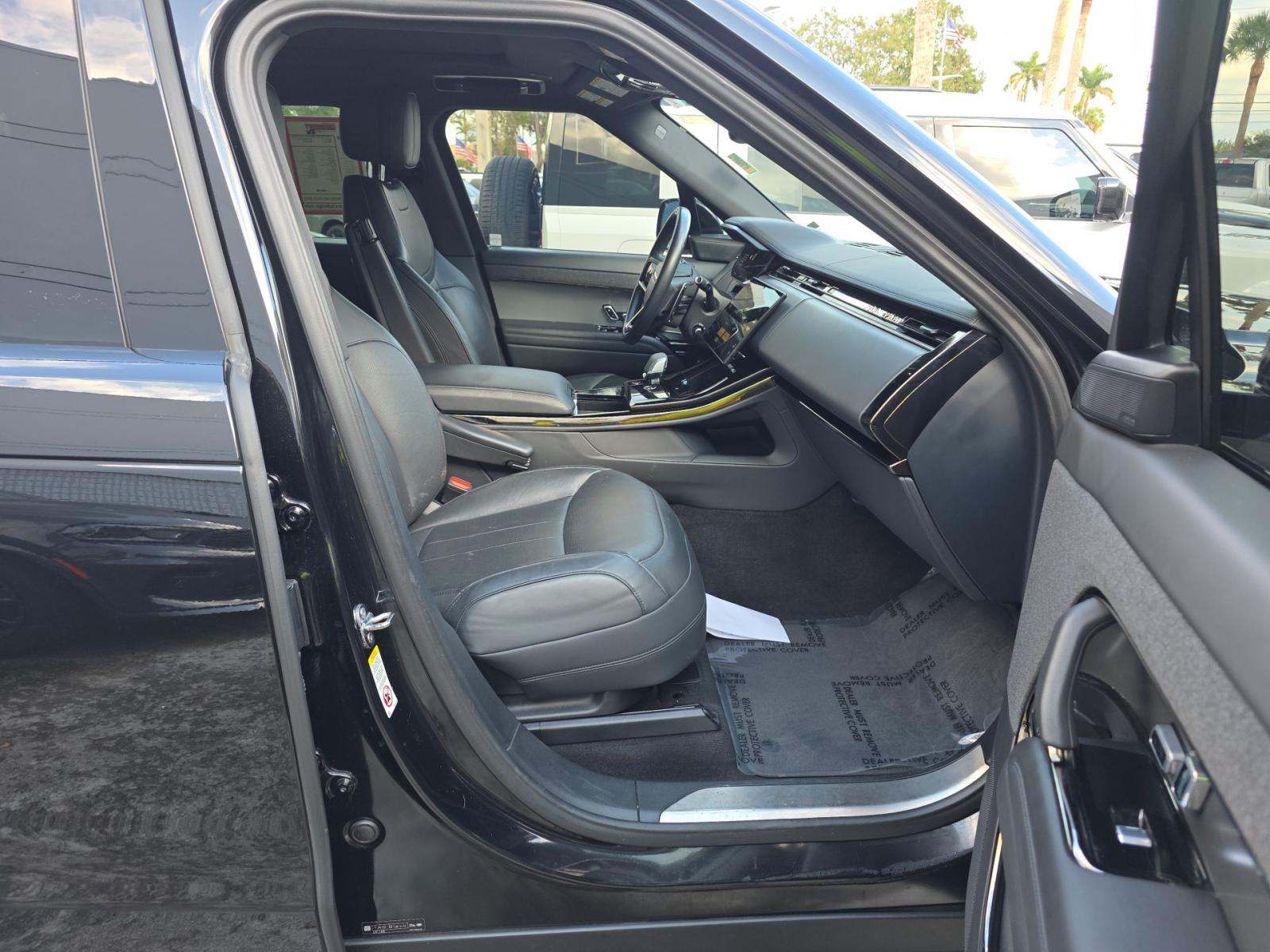 2024 Land Rover Range Rover Sport Dynamic SE AWD