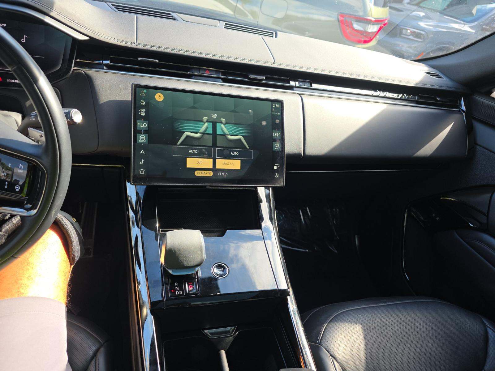 2024 Land Rover Range Rover Sport Dynamic SE AWD