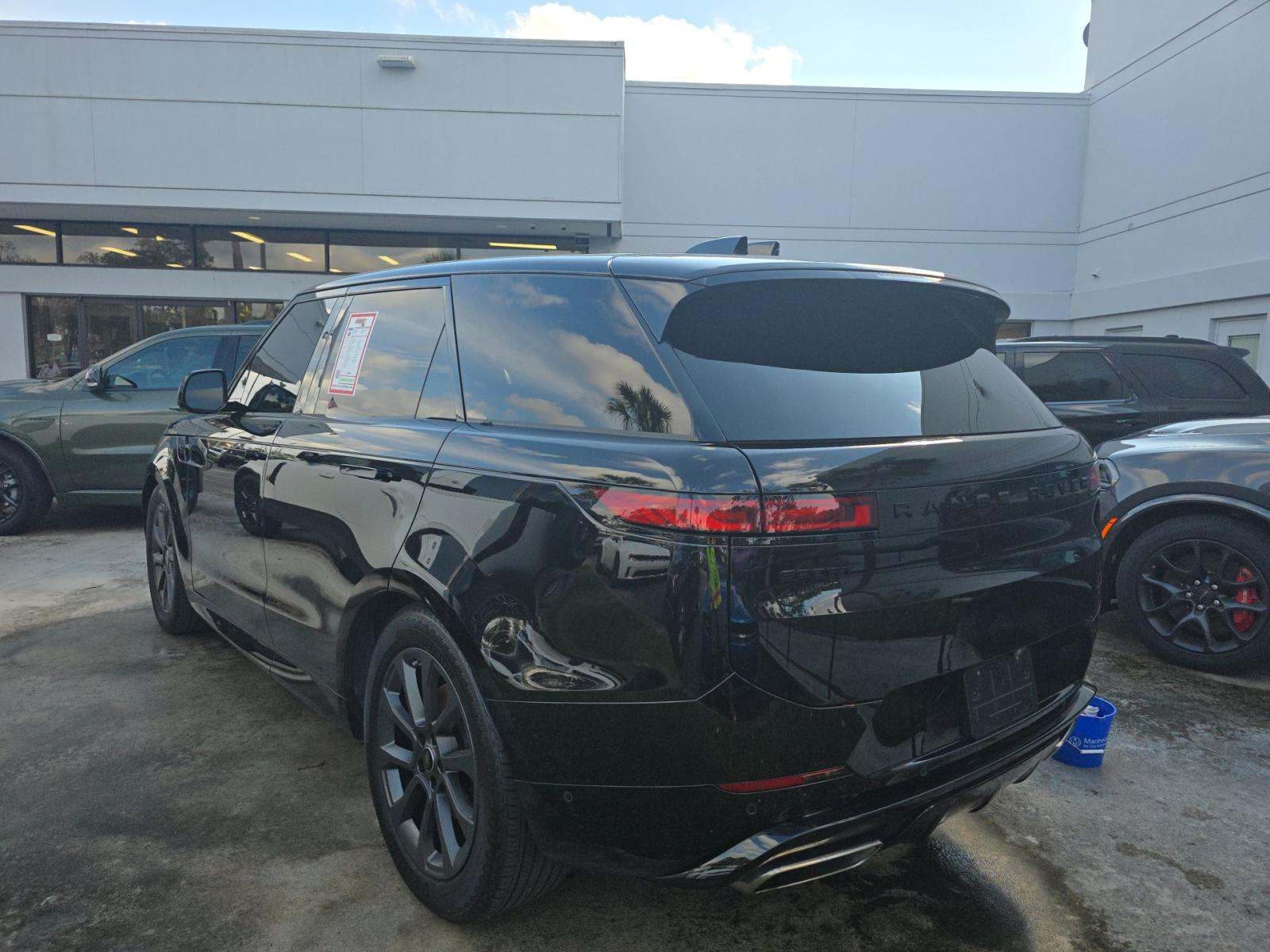 2024 Land Rover Range Rover Sport Dynamic SE AWD