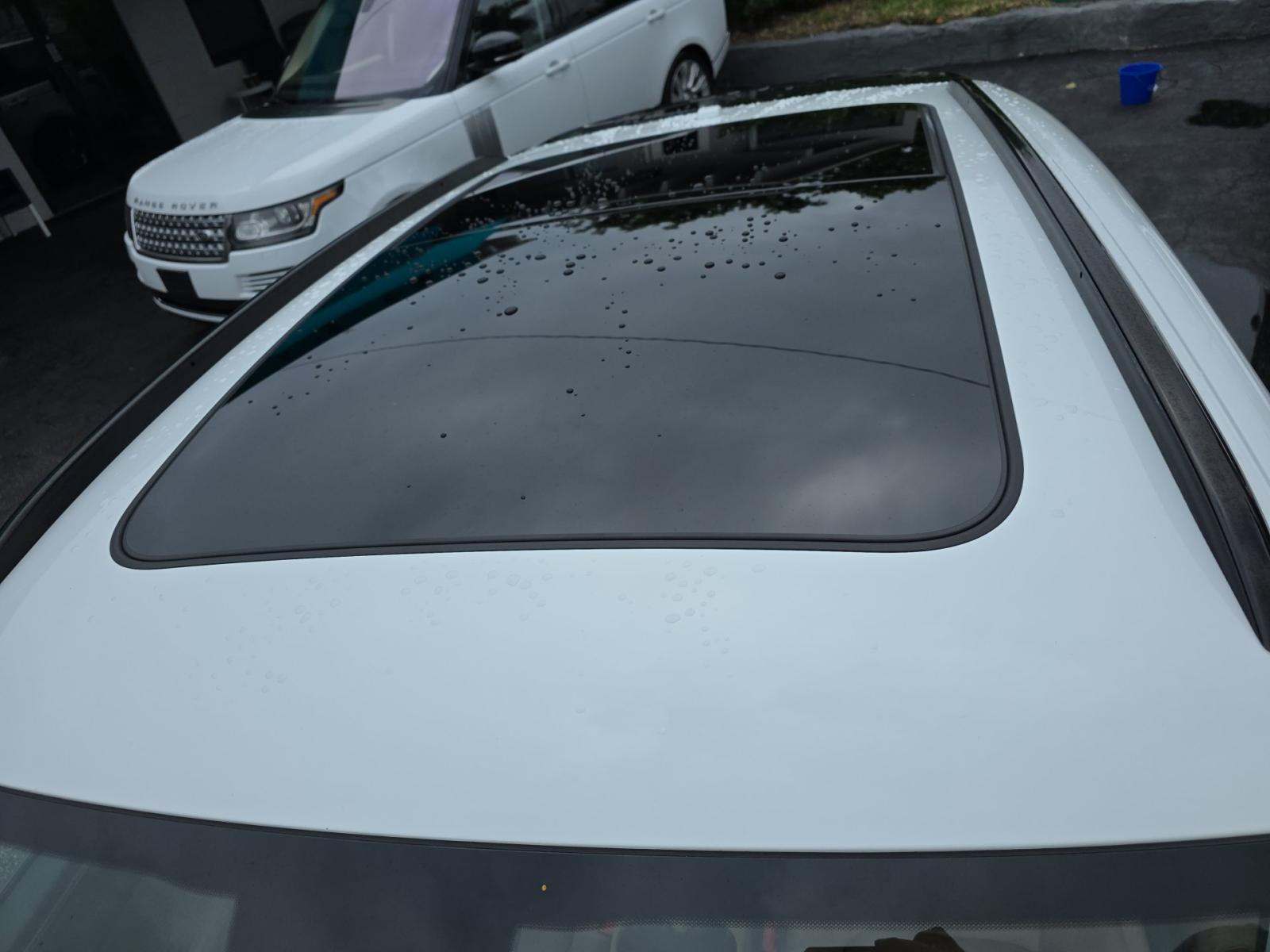 2021 Porsche Macan Base AWD