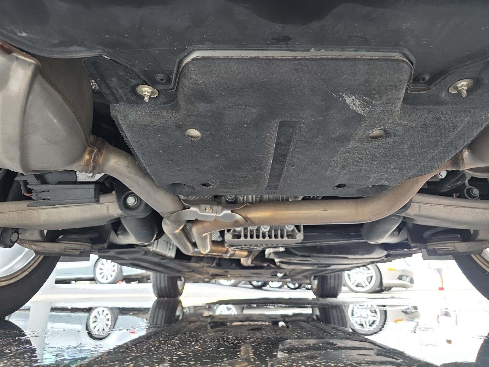 2021 Porsche Macan Base AWD