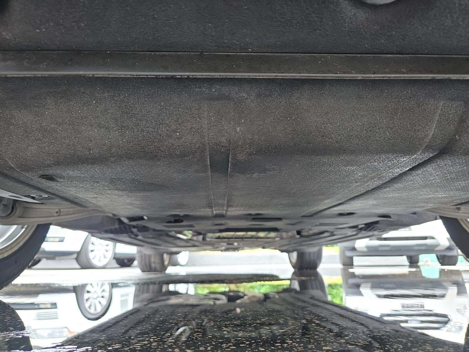 2021 Porsche Macan Base AWD