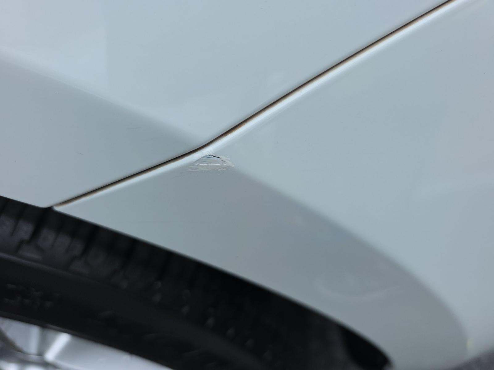 2021 Porsche Macan Base AWD